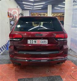 جیپ گراند شیرۆکی